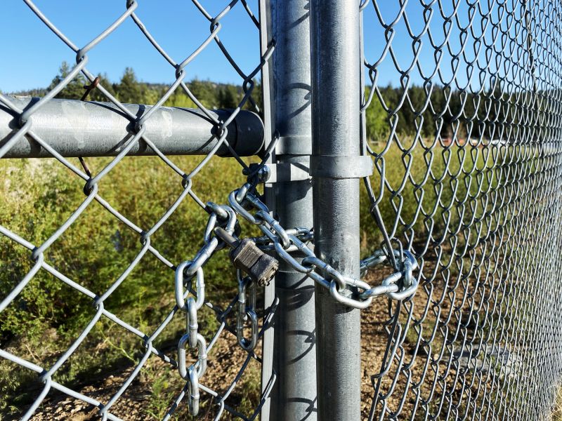 Chain Link Fence Installation Service